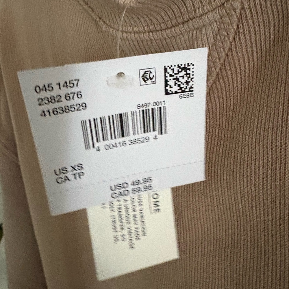 American Eagle sweatshirt